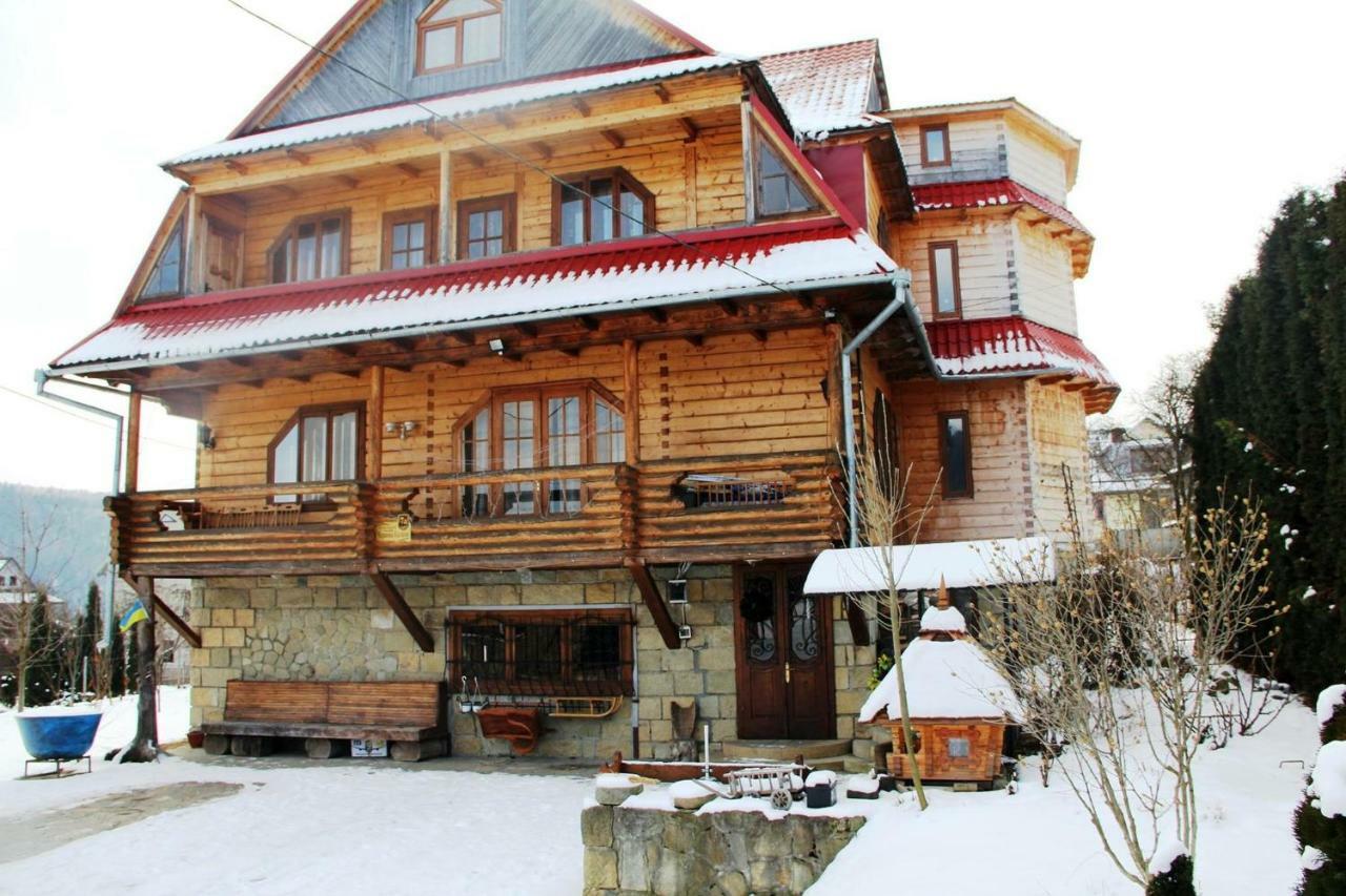 Садиба Червона Калина Private Estate Chervona Kalyna Yaremche Exterior photo